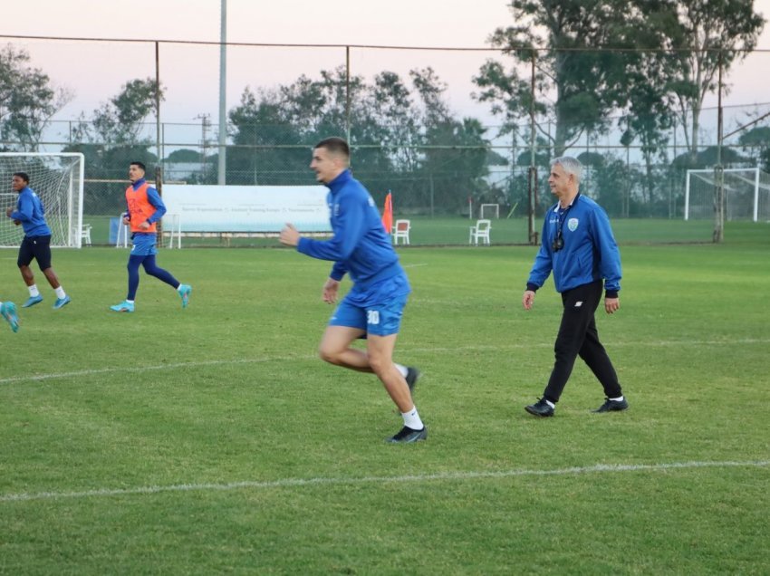 Bylbyl Sokoli kritikon: Tre nga katër golat e pësuar ishin naiv