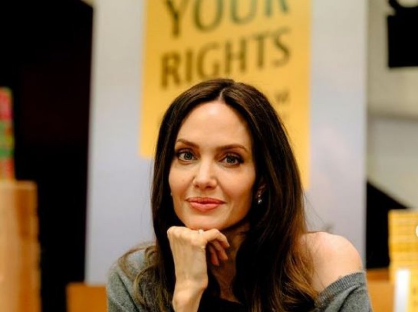 Angelina Jolie reagon pas termetit tragjik në Siri dhe Turqi, aktorja bën apel për ndihmë