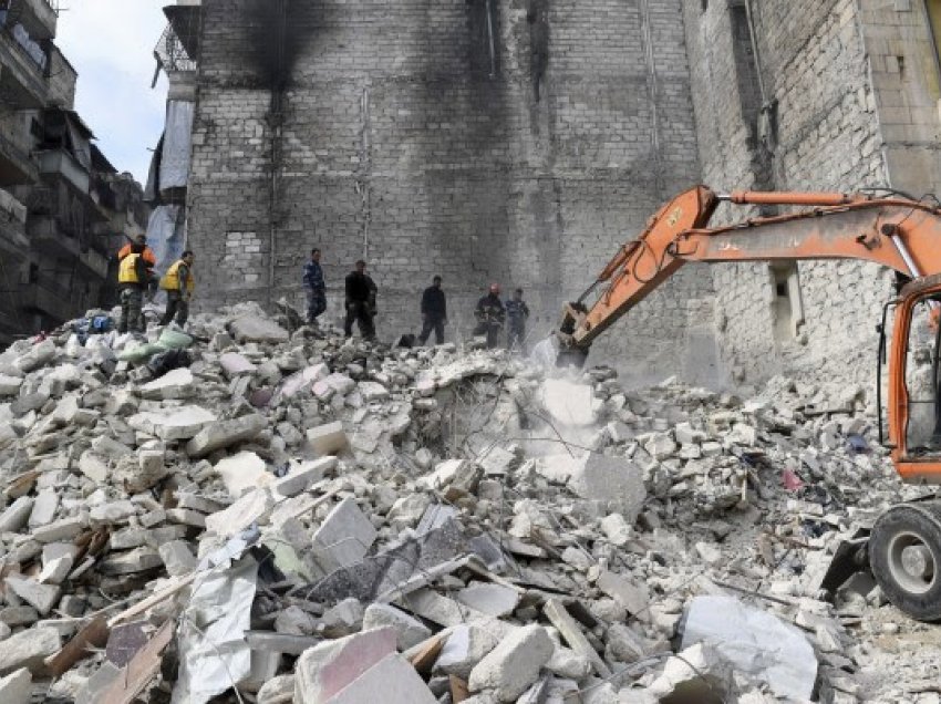 ​Ekspertët paralajmërojnë rrezikun e sëmundjeve pas tërmetit në Turqi dhe Siri