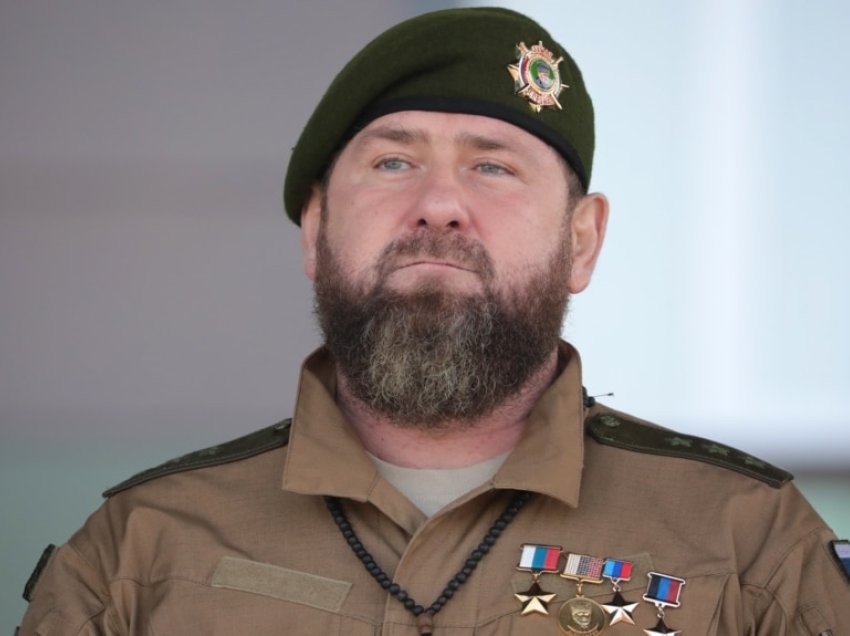Lideri çeçen i ndan vetes medaljen “Heroi i Çeçenisë”