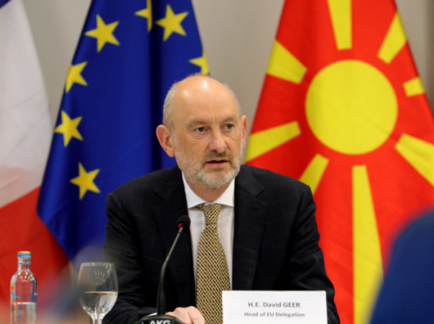 Geer: Maqedonia e Veriut dhe Bullgaria duhet të përpiqen të zhvillojnë marrëdhëniet e mira ndërfqinësore