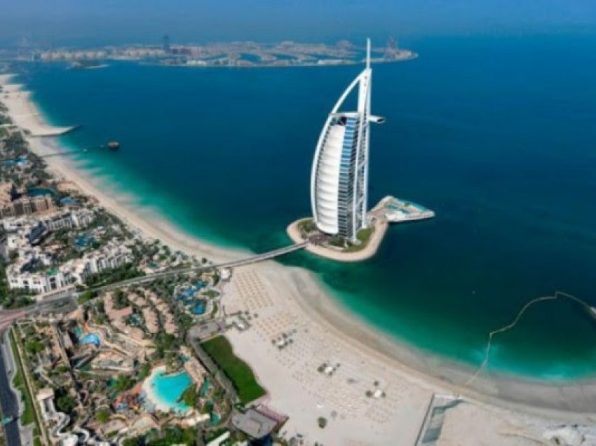 ​Dubai heq 30% taksën e alkoolit dhe tarifën e licencës në një përpjekje të dukshme për të nxitur turizmin