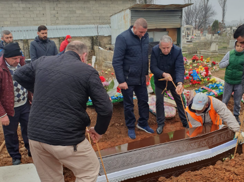 Varroset kuksiani i vrarë në Prizren, babai i tij: Kurrë nuk besoja se kemi plumba për shqiptarë