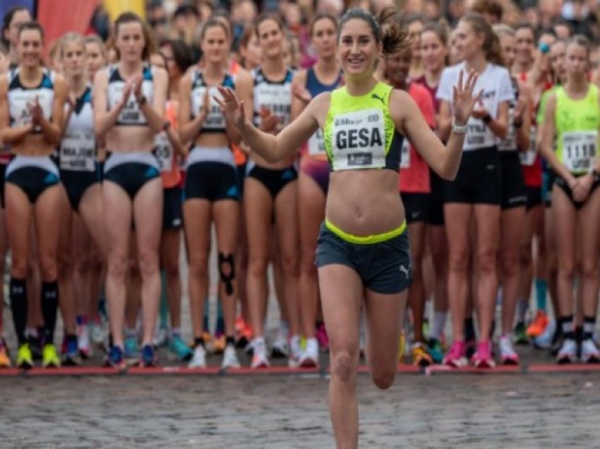 Atletja gjermane vrapoi shtatzënë 5km në 17:31 minuta