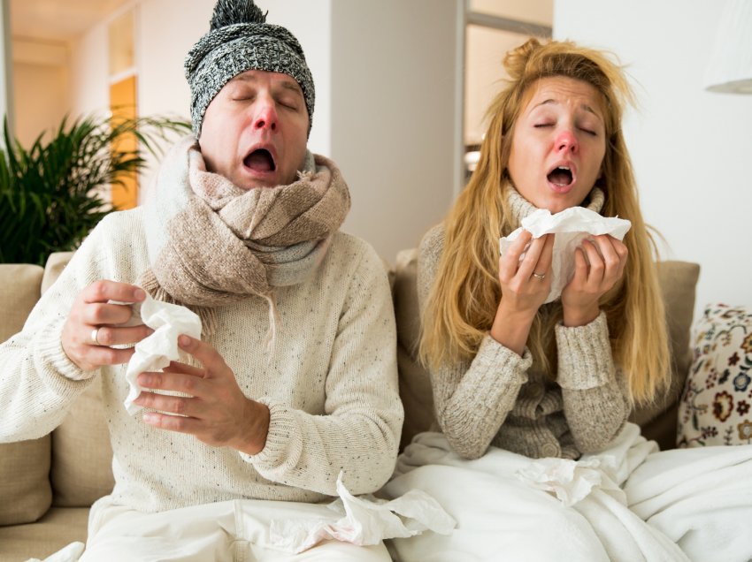 Gripi, është e vërtetë se burrat kanë simptoma më të rënda se gratë?