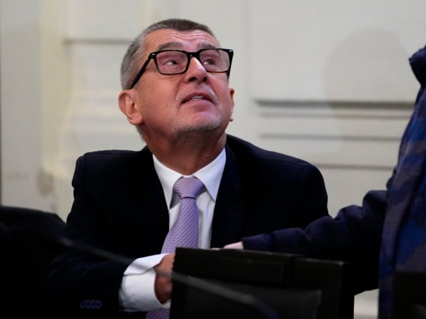 Zgjedhjet presidenciale në Çeki, rivalët përplasen mbi mbështetjen për Ukrainën