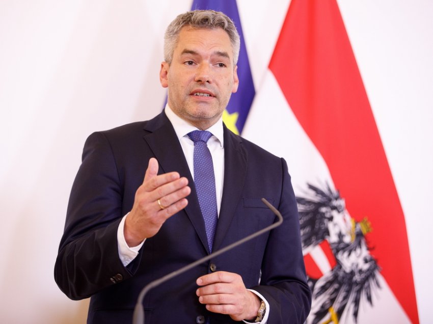 Kancelari austriak pas votimit të vizave në PE: Kosova e vendosur të jetë pjesë e familjes evropiane