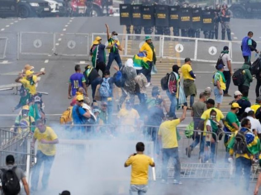 Dhjetëra të akuzuar për trazirat e 8 janarit në Brazil
