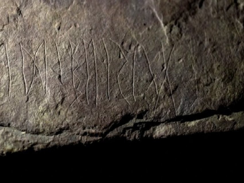 ​Arkeologët në Norvegji gjetën mbishkrimin më të vjetër runik në botë