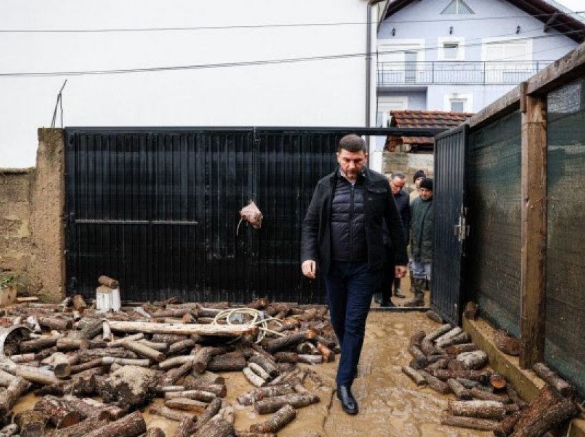 ​Krasniqi: Dëmet materiale në Mitrovicë janë shumë të mëdha, qytetarët kërkojnë reagimin e Qeverisë