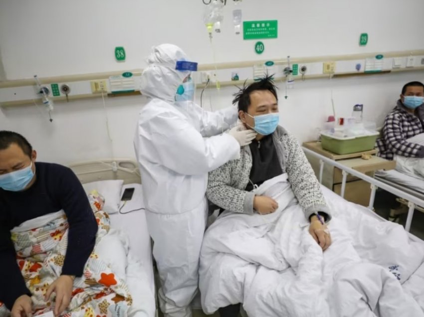 Porosi mjekëve kinezë: Të mos përmendin COVID-19 në certifikatat e vdekjes