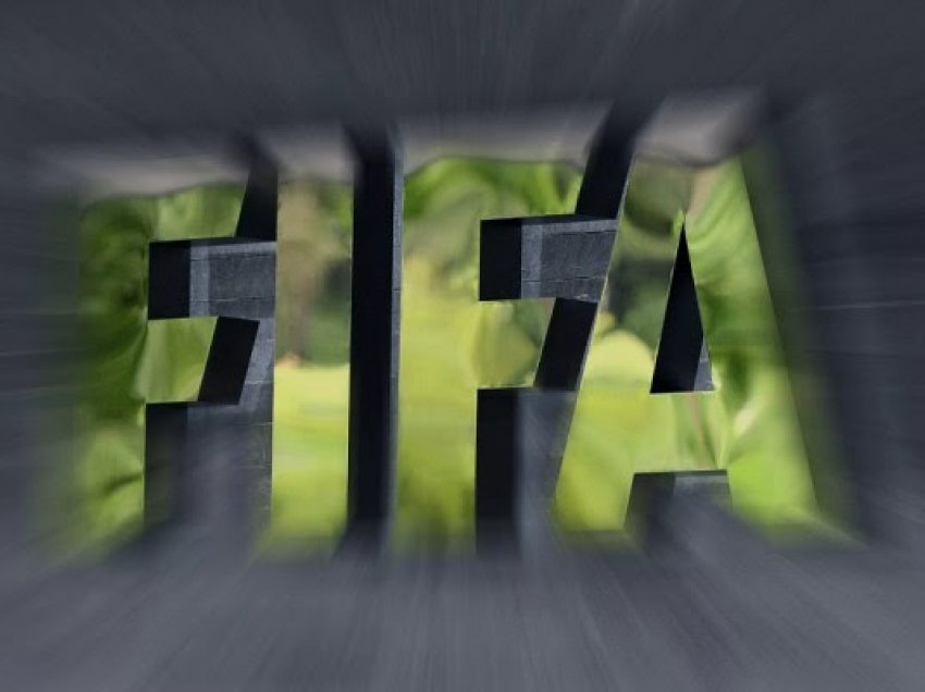 ​Ndërhyrja e qeverisë në zgjedhje, FIFA pezullon federatën