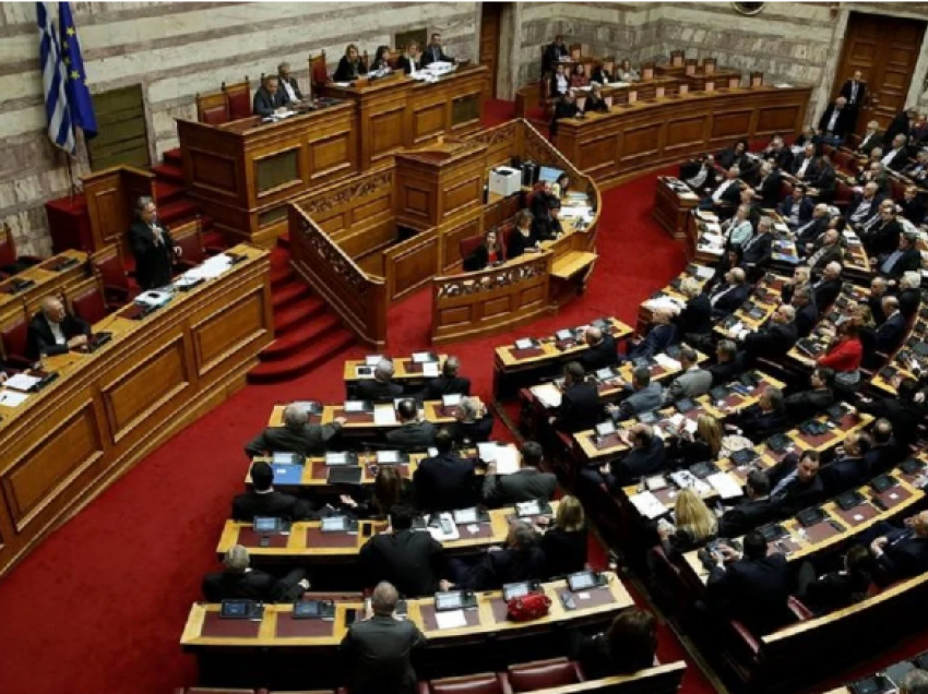 Qeveria greke pranon mocionin e mosbesimit për përgjimin e zyrtarëve, ja kur do të kryhet votimi