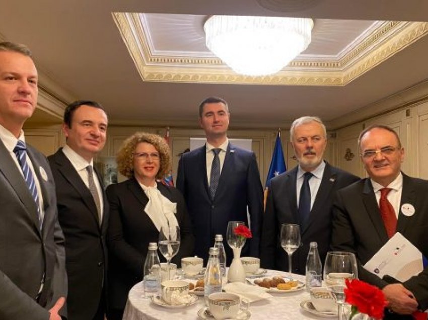 Forumi që e solli Martin Berishajn në Prishtinë, Ambasada del me një njoftim