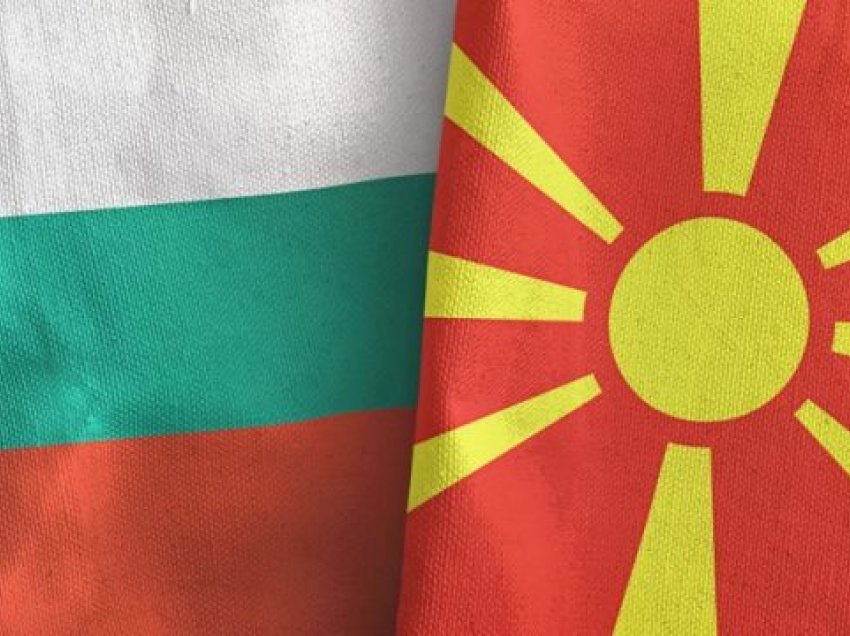 Ngrihen bisedimet? Bullgaria tërheq ambasadorin e saj nga Shkupi