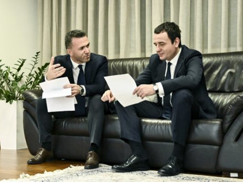 Këshilltari i Kurtit e publikon një dokument – BE kishte sanksionuar Vuçiqin për shkak të mbështetjes së gjenocidit