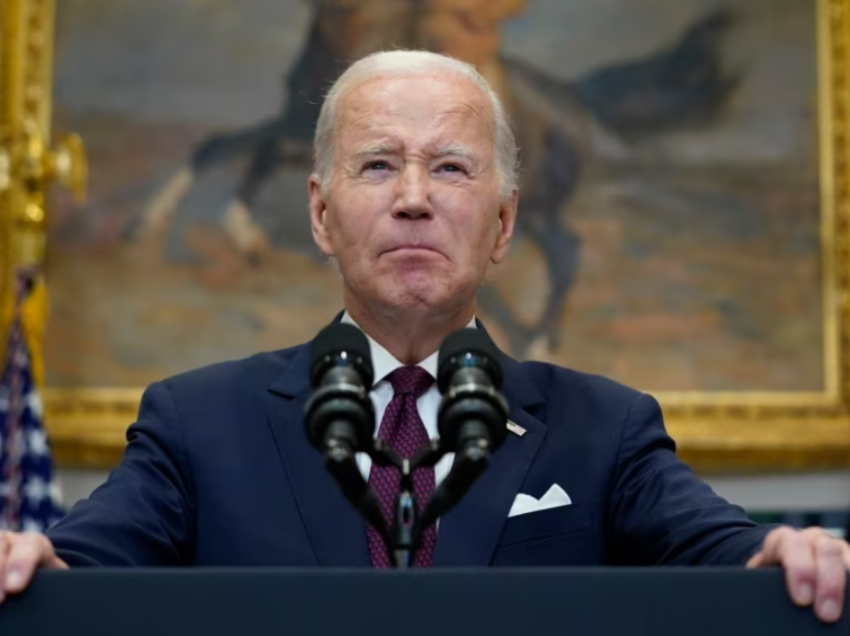 Biden dënon vendimin e Gjykatës së Lartë për të bllokuar planin e tij për falje të kredive studentore