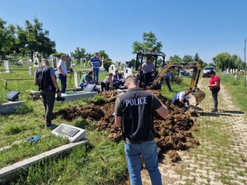 Vazhdojnë gërmimet për gjetjen e mbetjeve mortore në Kishnicë e Prishtinë