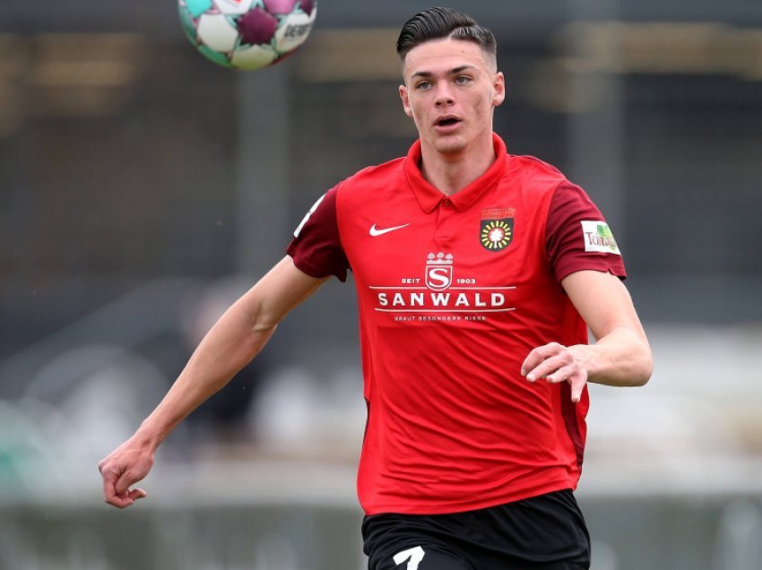 Një tjetër shqiptar transferohet në Serie A