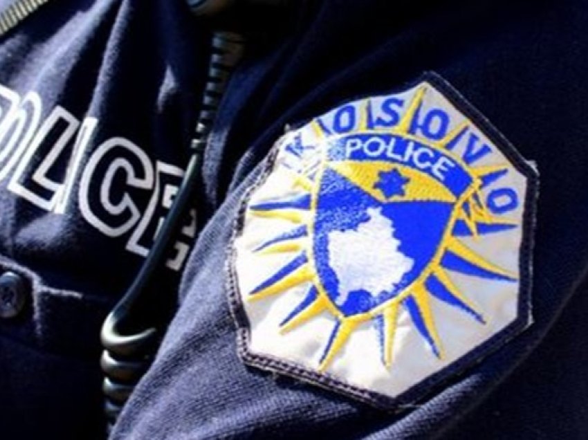 Policia ndalon 3 persona, të dyshuar për posedim të narkotive (emrat e tyre) 