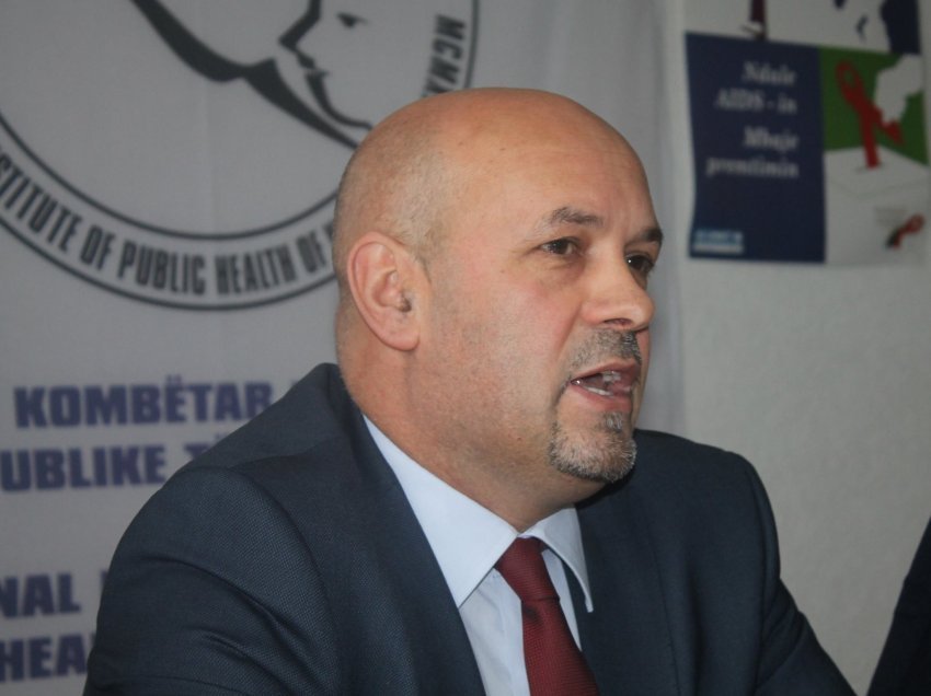 Sadiku: Prishtina ka nevojë për mjekë e barna, furnizimi po mbulohet nga Komuna e jo Ministria