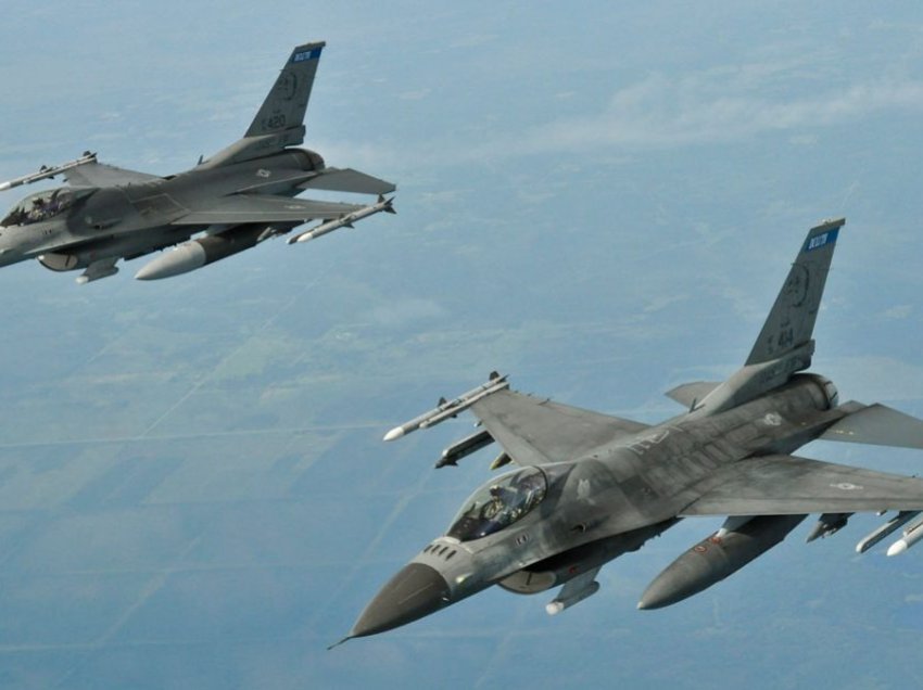 Muajin e ardhshëm do të fillojnë trajnimi i pilotëve ukrainas për aeroplanët F-16