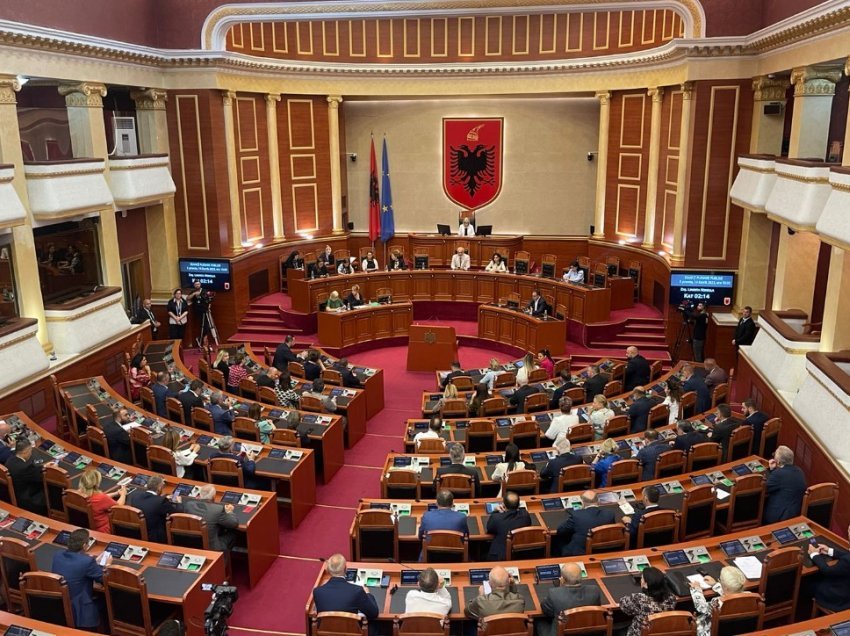 Miratohet kërkesa e SPAK për arrestimin e Ahmetajt, kush janë deputetët që abstenuan
