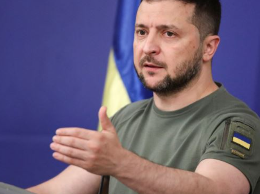 Zelensky: Bota beson te Ukraina dhe frymëzohet guximi i ushtarëve të saj