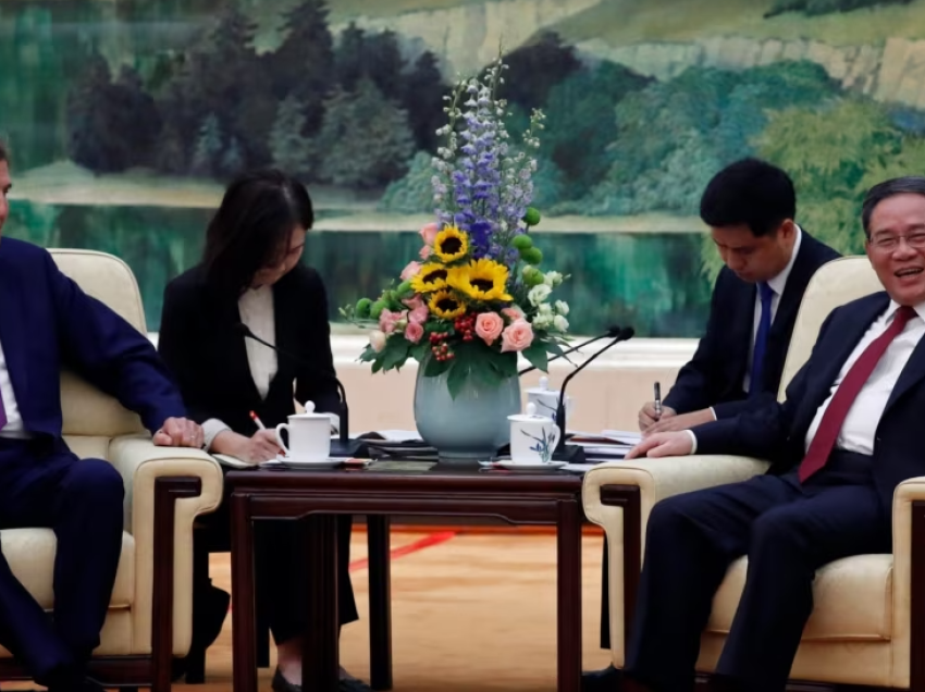 Kerry në Pekin, diskuton mbi bashkëpunimin SHBA-Kinë për ndryshimet klimatike