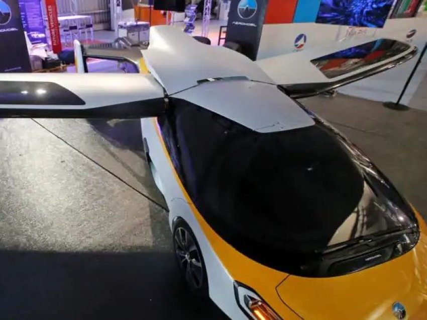 Lilium Jet, taksia fluturuese elektrike me ngritje vertikale 
