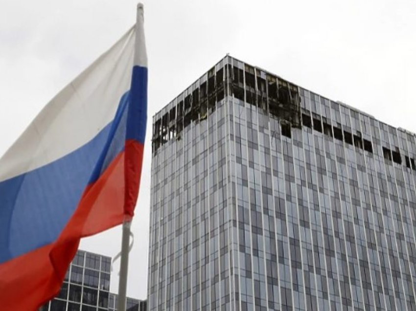 Kanaleve televizive ruse u ndalohet raportimi për sulmin me dron në Moskë