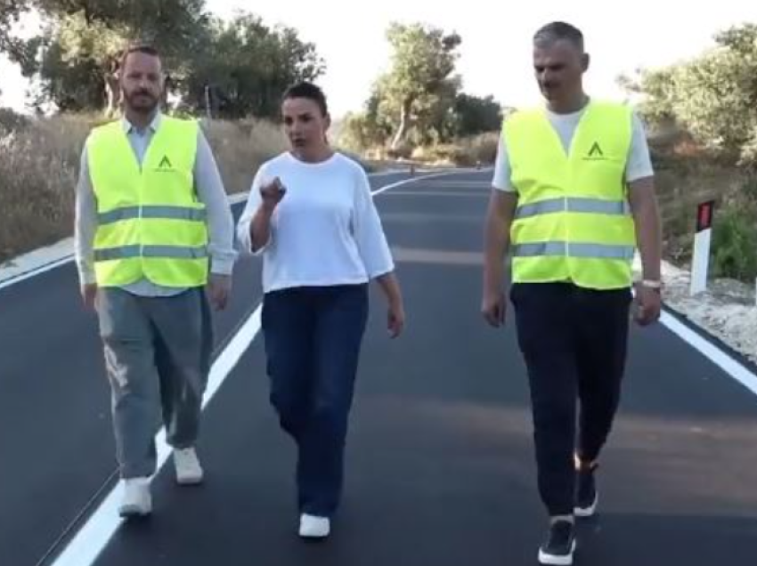 Rehabilitohet rruga e vjetër Fier-Vlorë, zv.kryeministrja Balluku inspekton punimet: Shkurtohet 5 kilometra