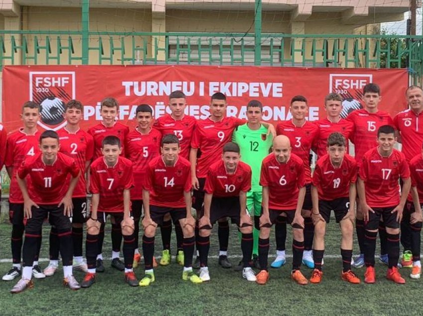 Ekipet përfaqësuese rajonale të Shoqatës së Gjirokastrës marrin pjesë në turneun “Janina Cup”