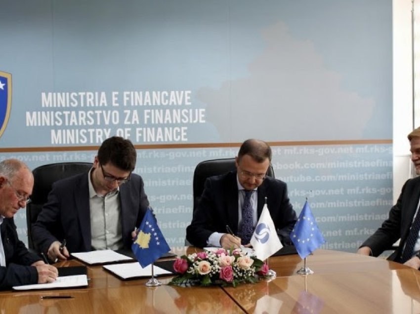 Nënshkruhet marrëveshja 2.5 milionë euro për trajtimin e ujërave të zeza në Gjilan