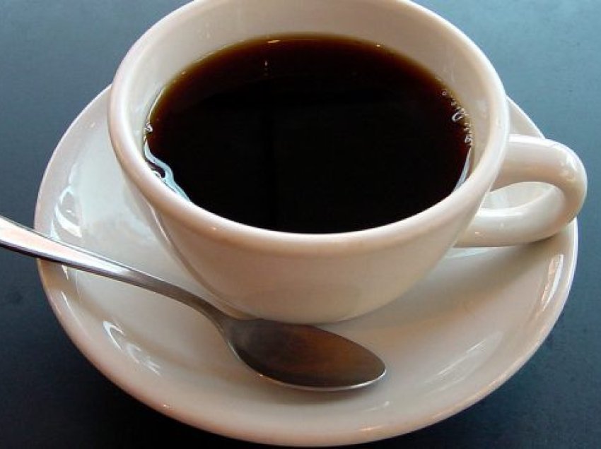 Shkenca me lajm të mirë për personat që pinë kafe shpesh