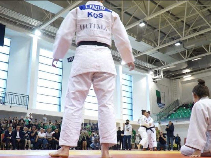 ​Sporti i xhudos demonstrohet para qindra nxënësve në “Minatori”, Kuka: Përçojmë dashur përmes sportit
