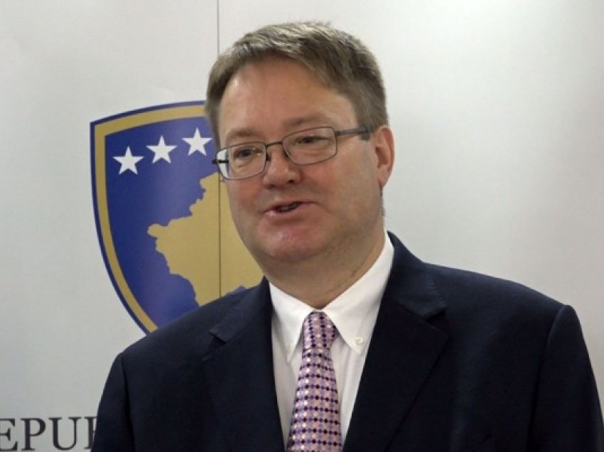 Abott: Kosova duhet t’i dëgjojë këshillat e miqve