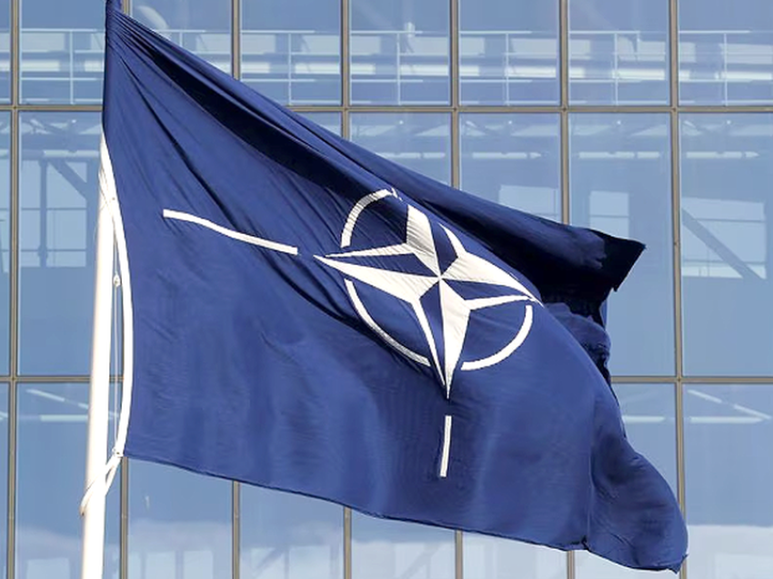 NATO një hap larg kthesës drastike, aleanca mund të vendosë trupat në Ukrainë