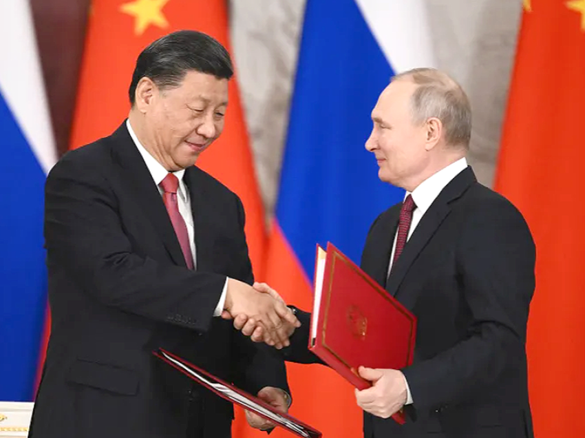 Lideri çeçen i nxjerr sekretin e bujshëm Kinës, ja si e ka furnizuar Rusinë me tanke në fshehtësi dhe çfarë pasojash e presin