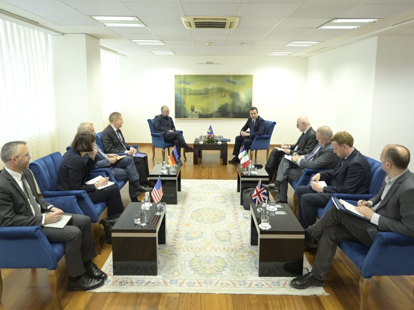 Kryeministria jep detaje për takimin e Kurtit me ambasadorët e shteteve të QUINT-it - publikon pamjet