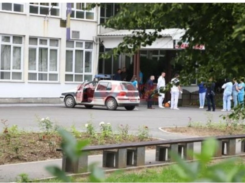 Sulmi në shkollën e Bosnjës: Plagoset djali i ish-deputetit boshnjak, sulmuesi është një ish-nxënës