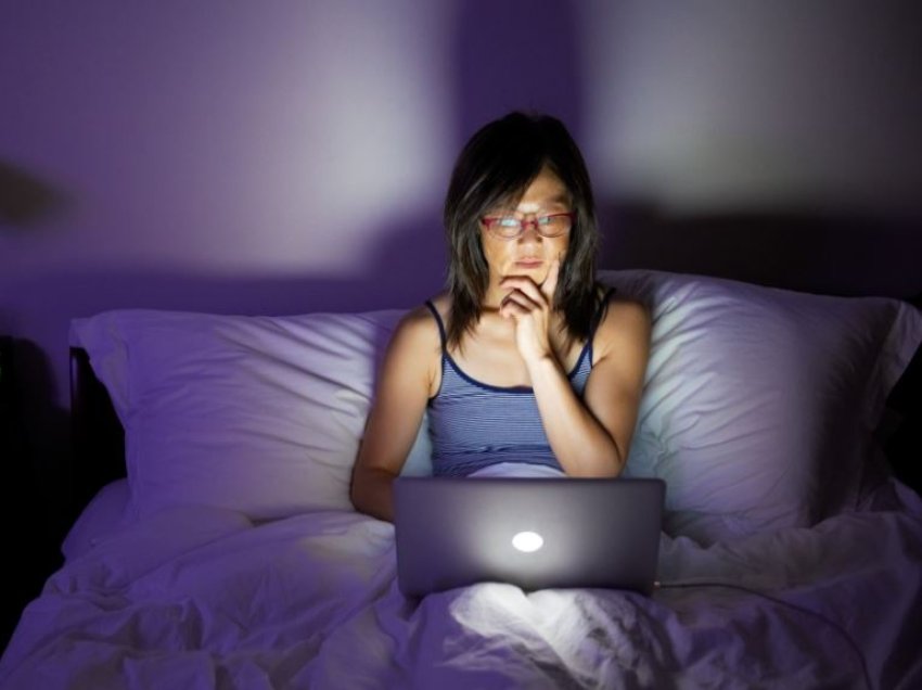 Studim: Personat që rrinë natën zgjuar janë më intelegjentë, kanë më shumë para, por vdesin më të rinj