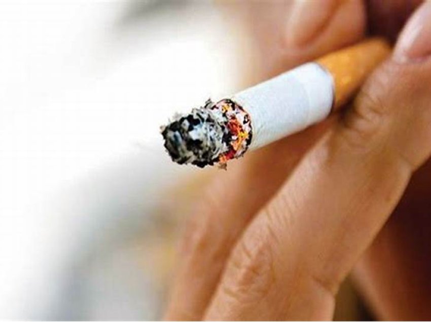 Pirja e duhanit shkakton tkurrje të trurit dhe humbje të memories, sipas ekspertëve
