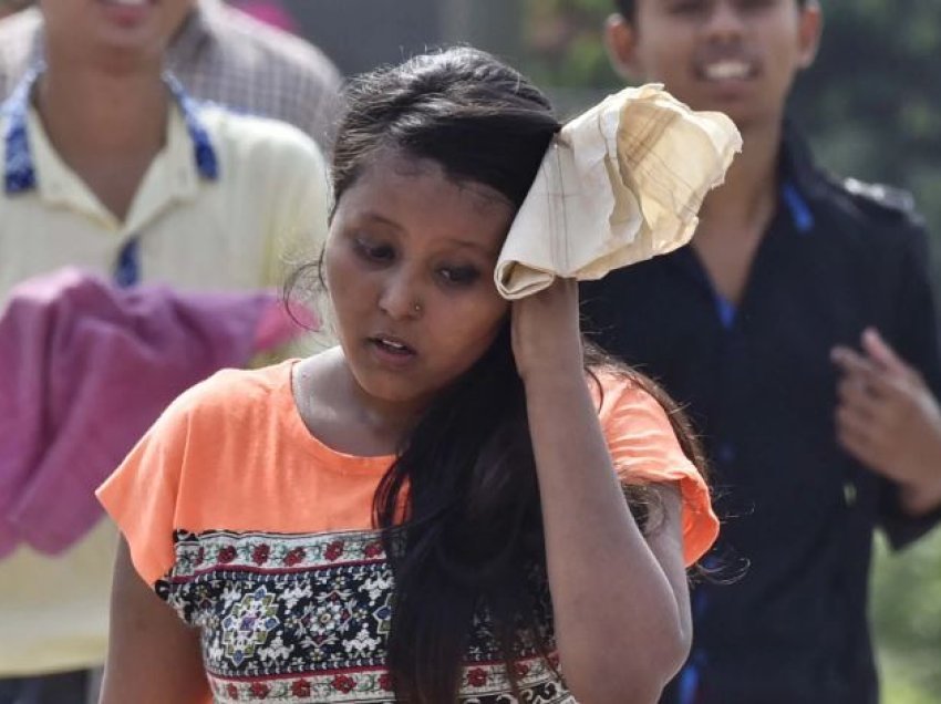 I nxehti “pushton” Indinë, humbin jetën 34 persona