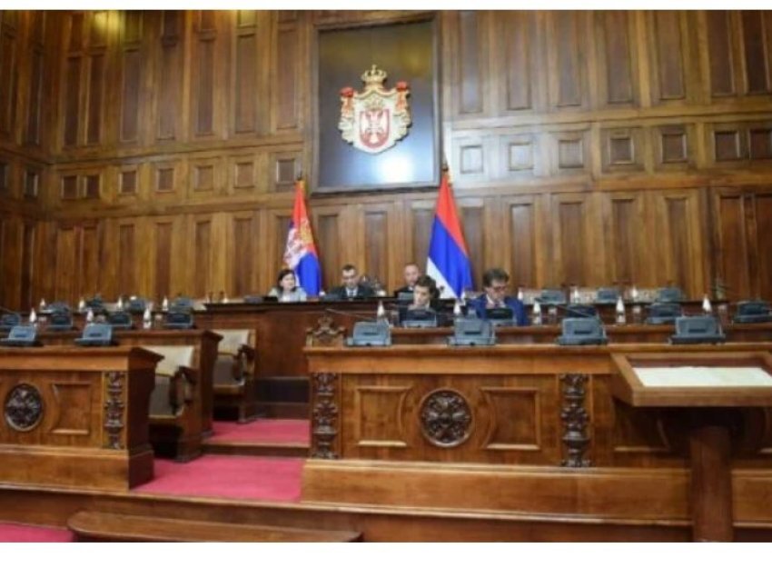 Ministri serb i mbrojtjes tregon se ku është vendbanimi i kryetarit të Listës Serbe, Goran Rakiq