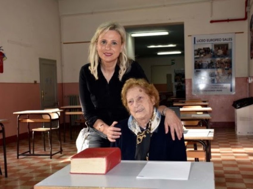 ​90-vjeçarja italiane i nënshtrohet provimit të maturës