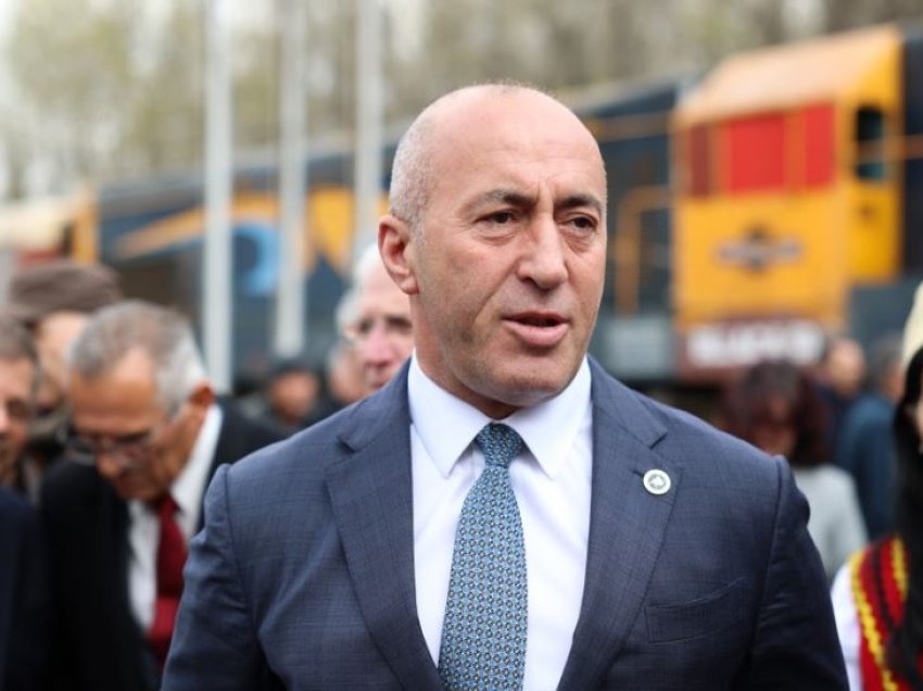 Haradinaj uron besimtarët me rastin e Kurban Bajramit