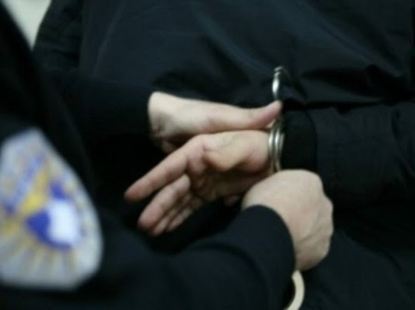 Mitrovicë, një person arrestohet për katër raste të grabitjes