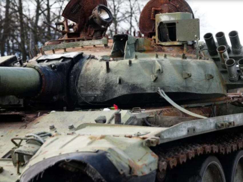 Rusia përdor tanket 