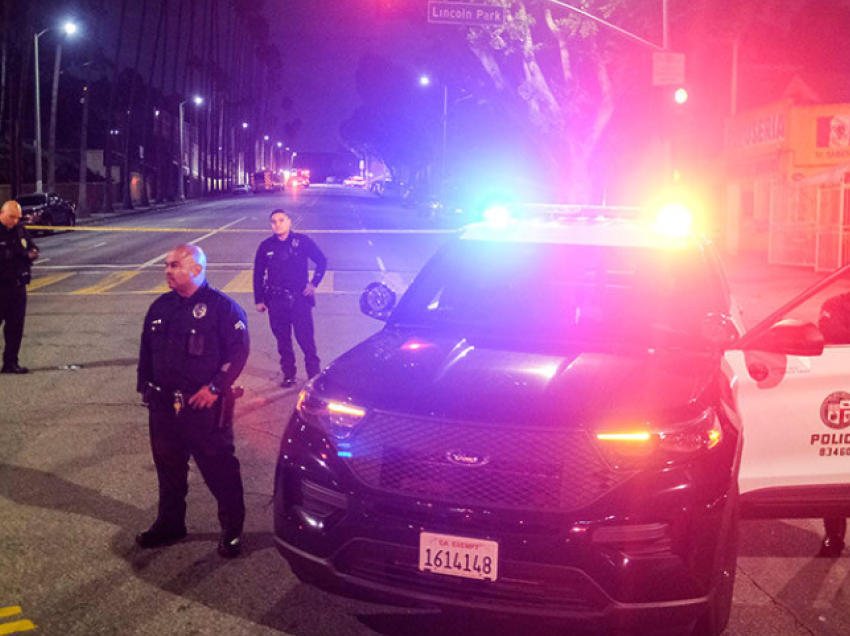 Të shtëna me armë në Los Anxhelos, 3 policë të plagosur